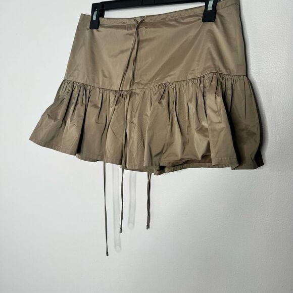 Hugo Boss mini skirt size 6 - Picture 2 of 7